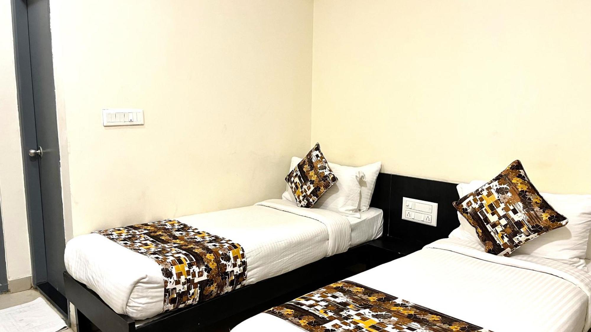 Athasri Hotel Hsr Layout Bangalore Esterno foto