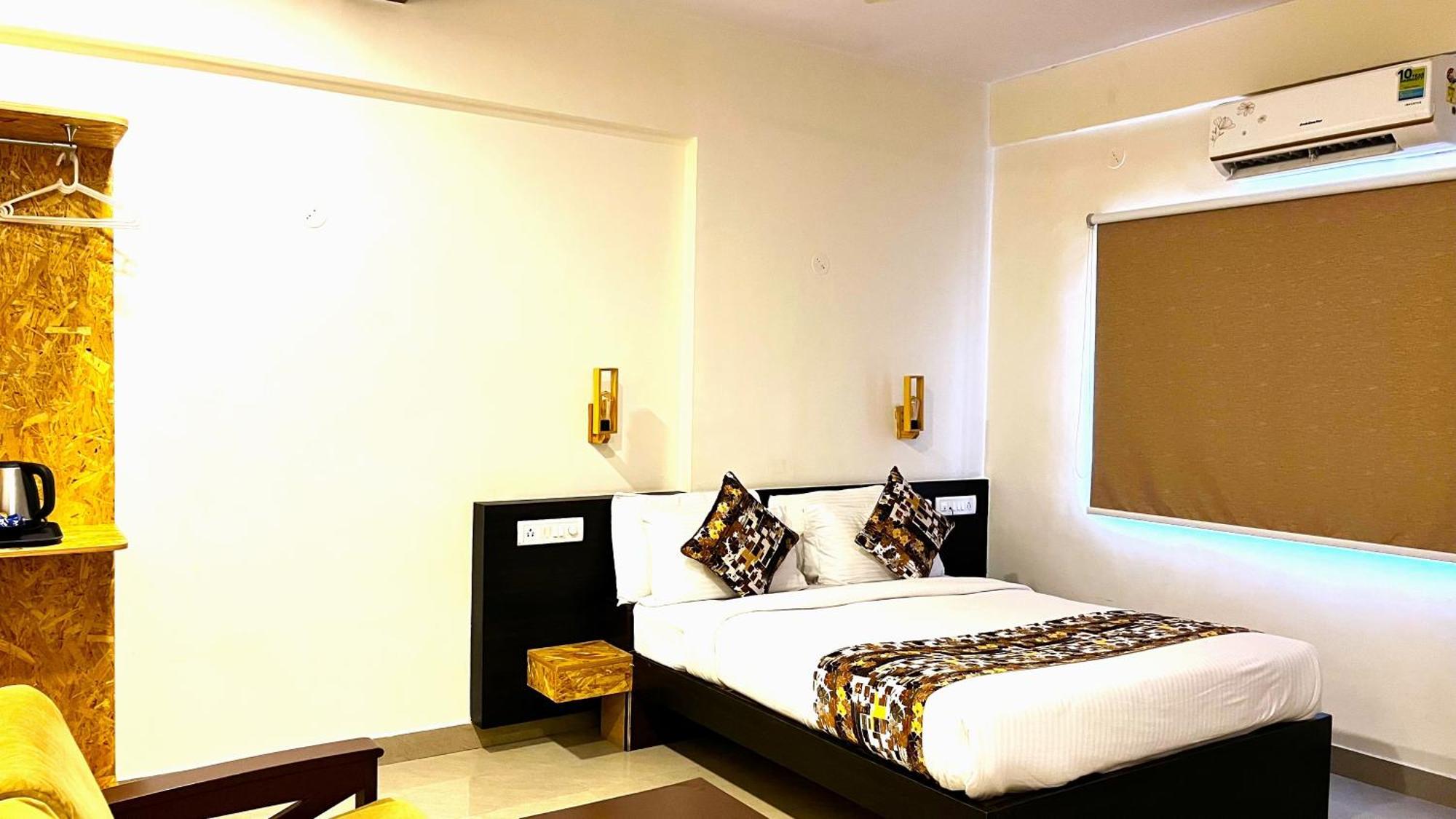 Athasri Hotel Hsr Layout Bangalore Esterno foto