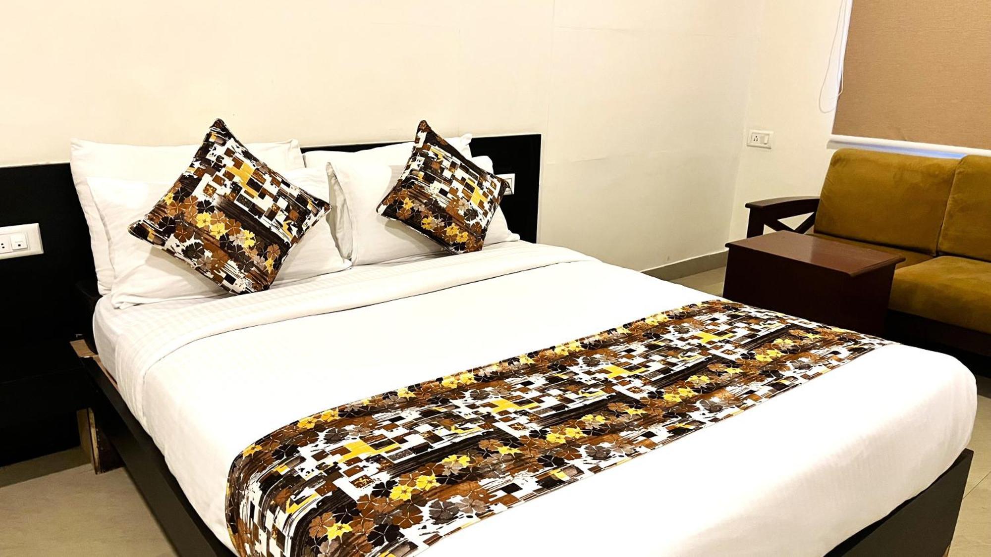 Athasri Hotel Hsr Layout Bangalore Esterno foto