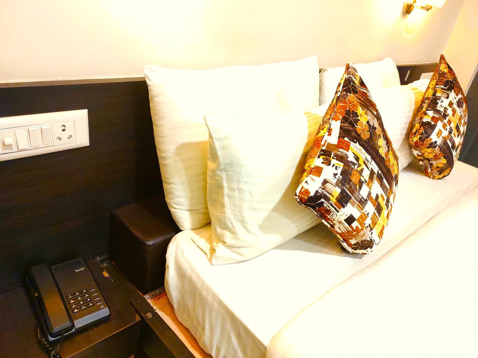 Athasri Hotel Hsr Layout Bangalore Esterno foto